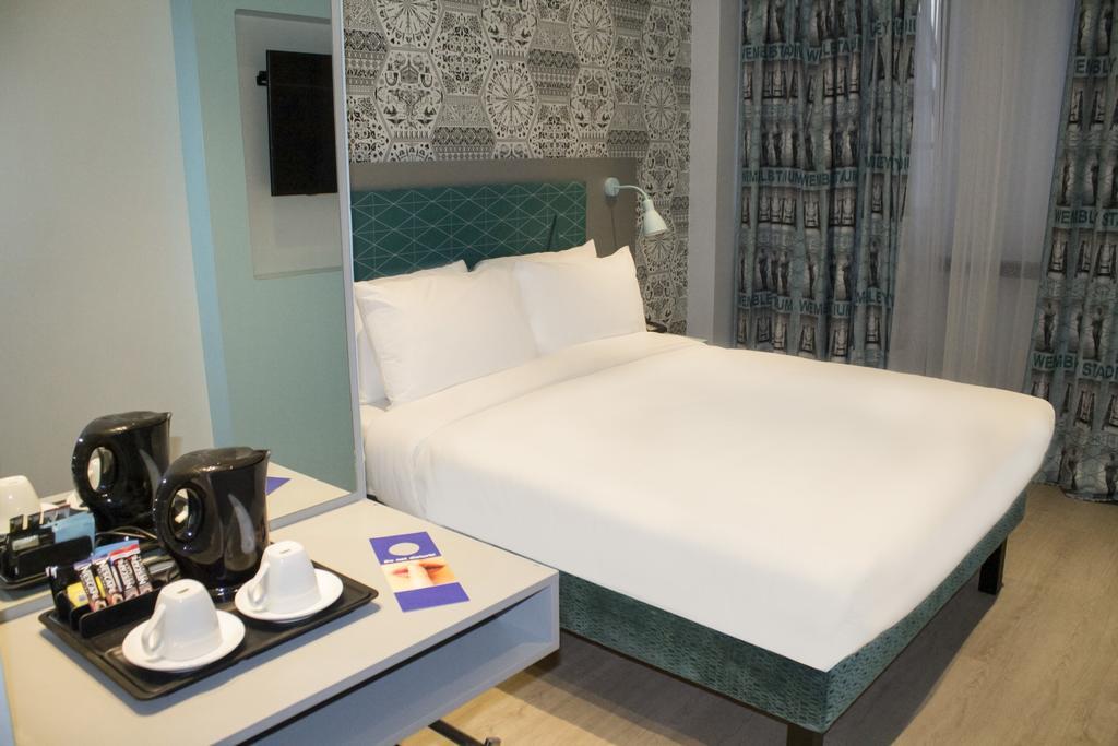 Best Western Plus London Wembley Hotel Exterior foto